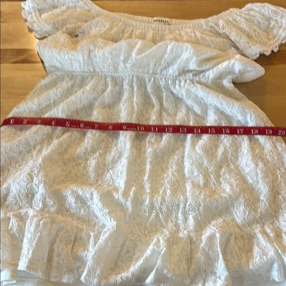 Elegant Off-Shoulder Lace Mini Dress - Picture 8 of 11